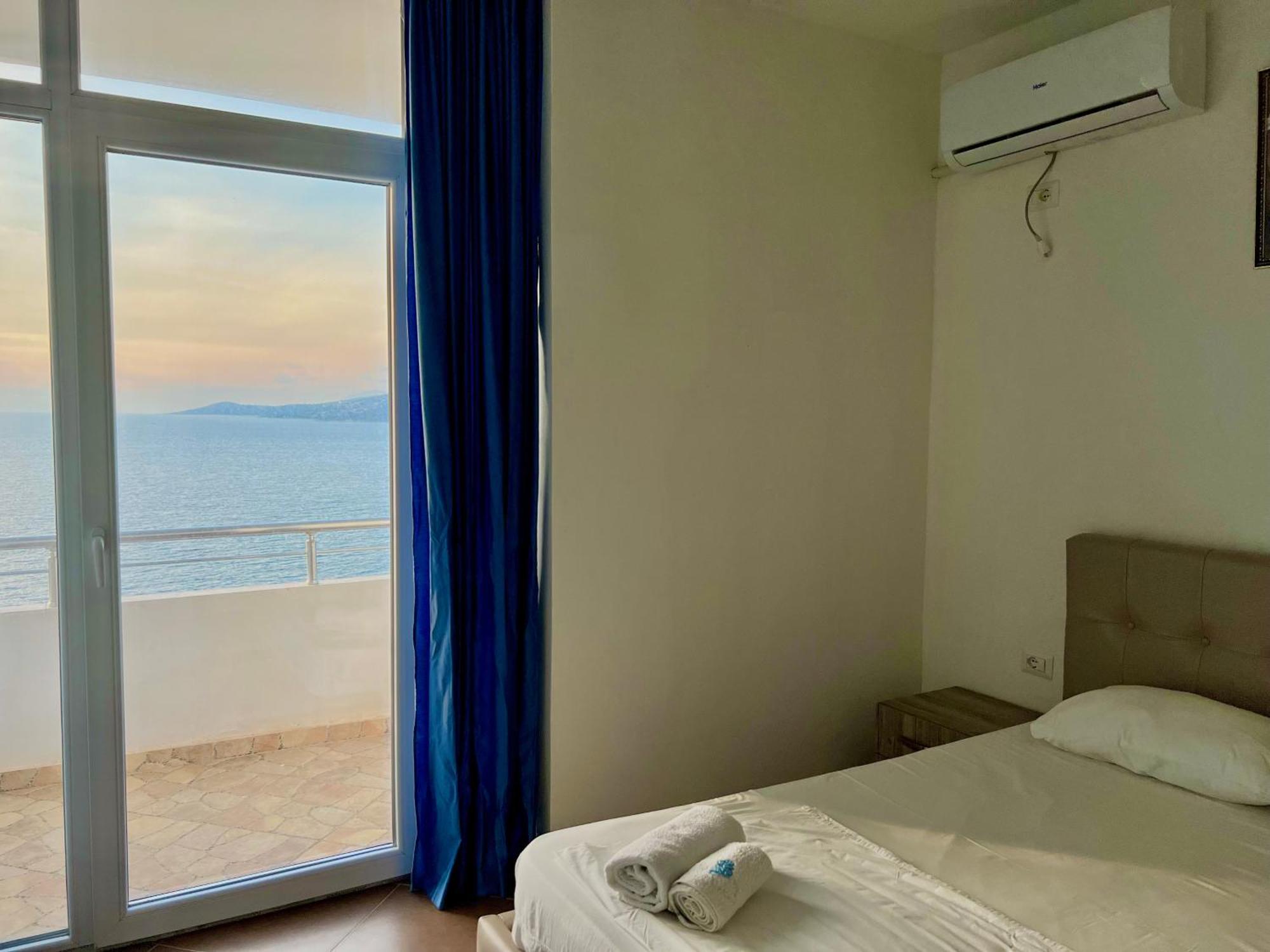 Redi'S Seaview Apartments Саранде Екстериор снимка