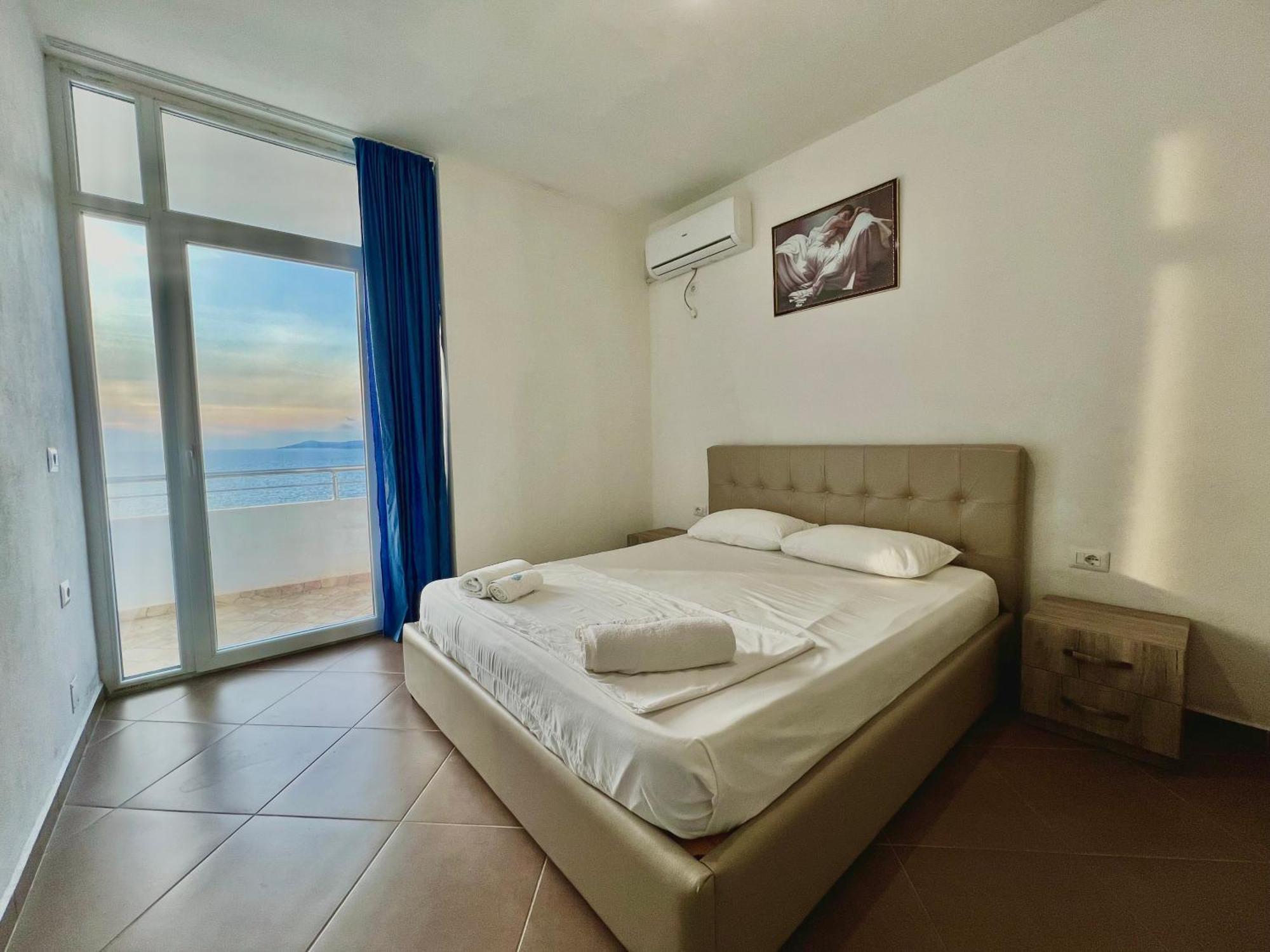 Redi'S Seaview Apartments Саранде Екстериор снимка