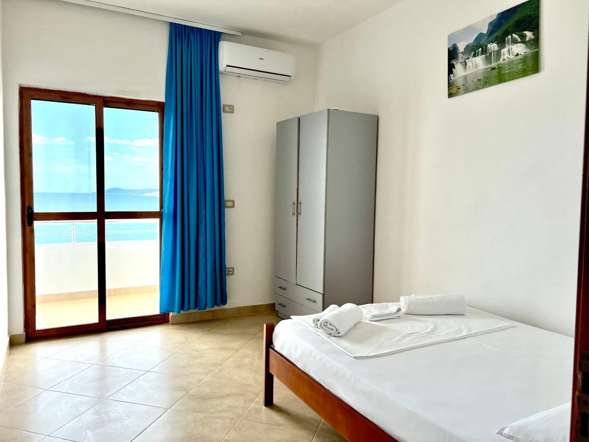 Redi'S Seaview Apartments Саранде Екстериор снимка