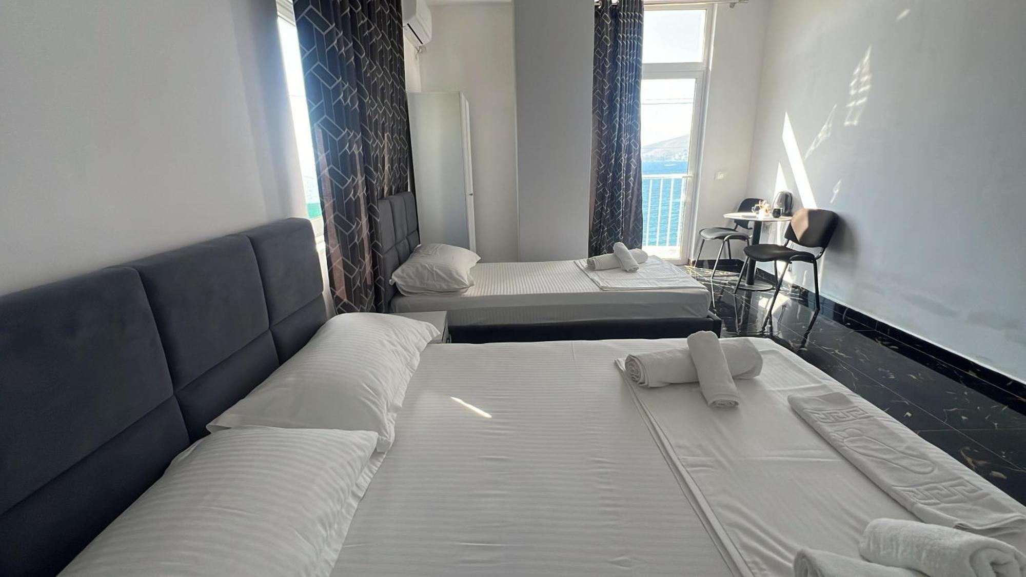 Redi'S Seaview Apartments Саранде Екстериор снимка